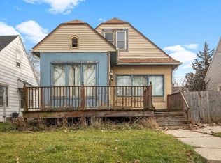 4540 N 39th St, Milwaukee, WI 53209