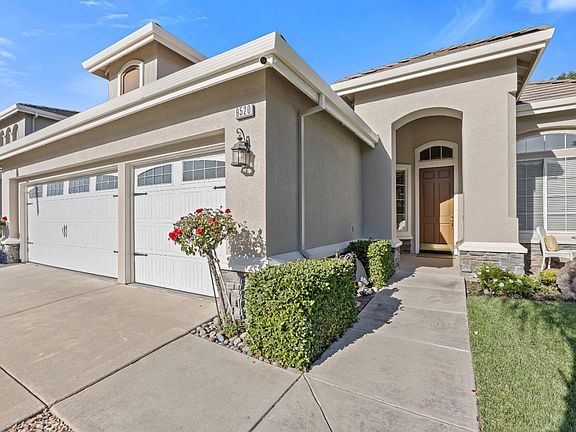 3rd image of 9520 Rancho Hills Dr