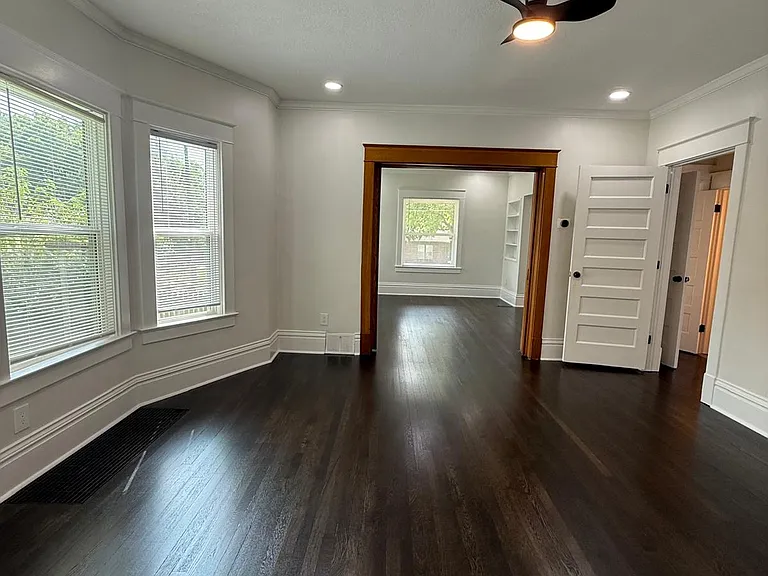 4125 State Line Rd — Photo 28