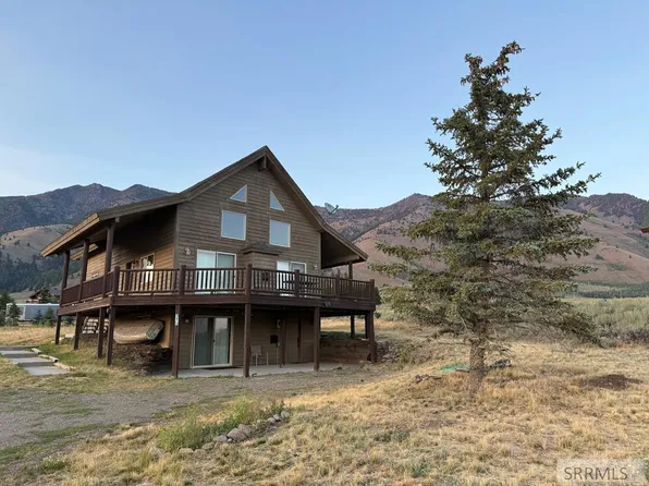 3675 Obrien Dr, Island Park, ID 83429