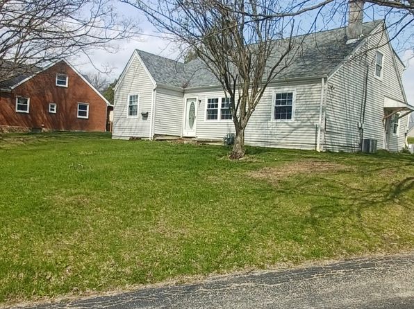 445 McClelland Rd