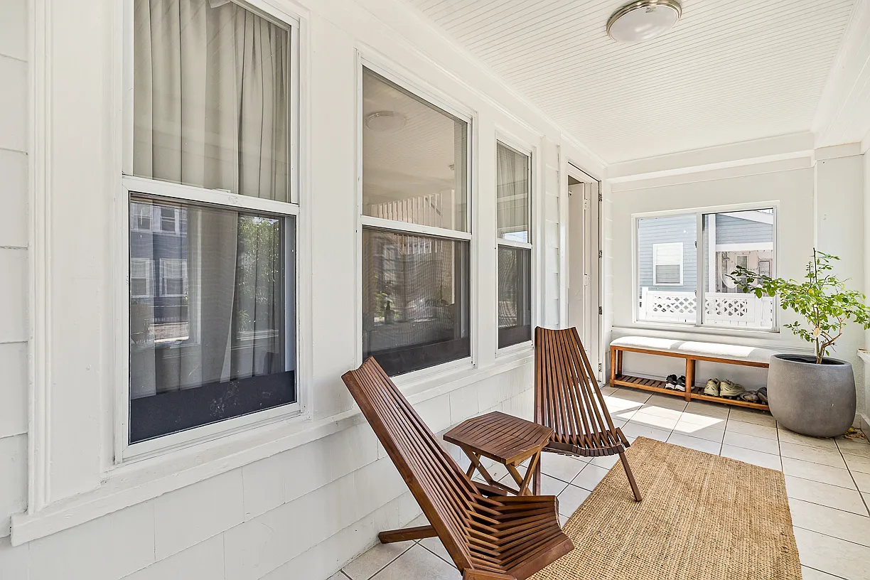 3 bed, 1350 sqft, $3,800 — Photo 3