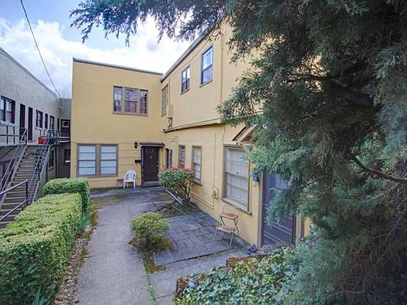 3rd image of 5244-5308 NE Wistaria Dr #5302