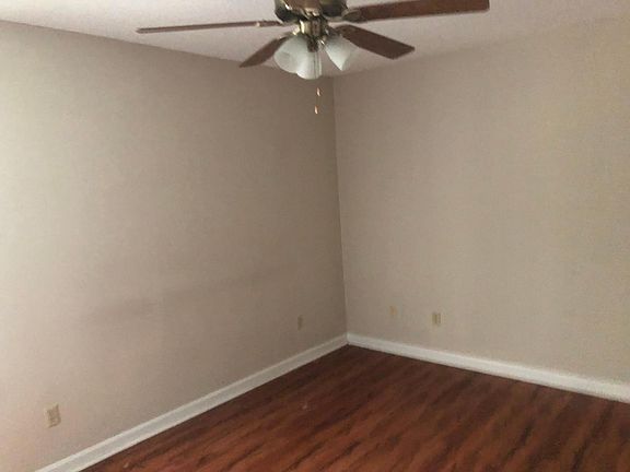 2nd image of 1895 N Union Ave
