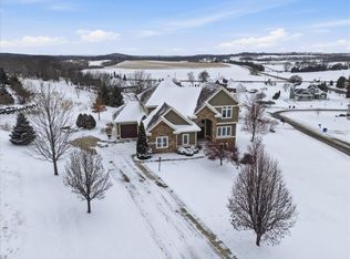 3403 Whistling Wind Way, Sun Prairie, WI 53590