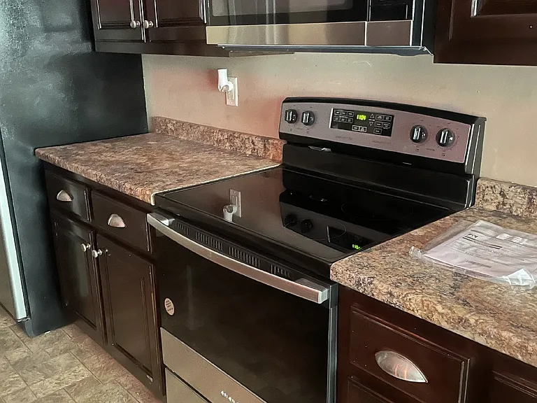 634 Hidden Valley Dr — Photo 10