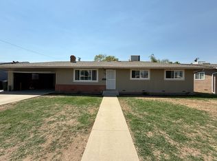 159 W Burlwood Ln, Lemoore, CA 93245
