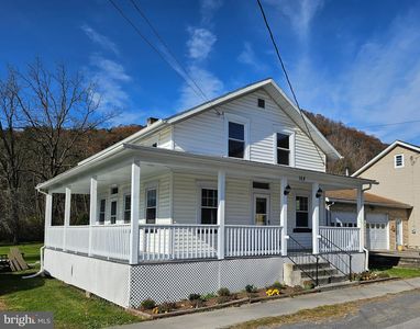168 North St, Millheim, PA, 16854