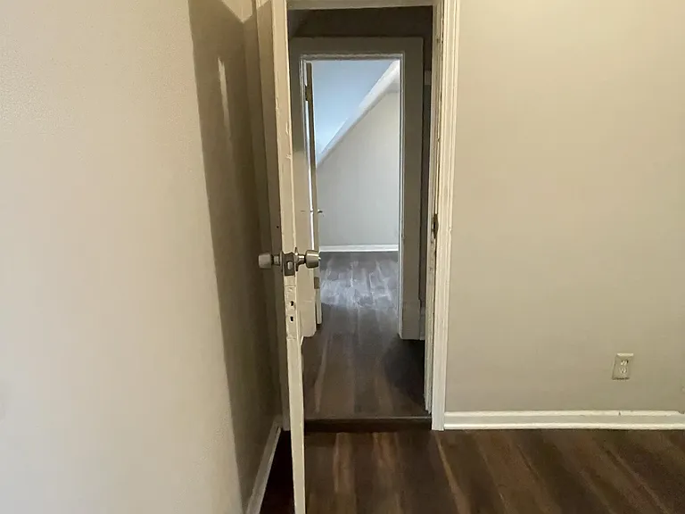 3255 Logan Ave N #2 — Photo 9