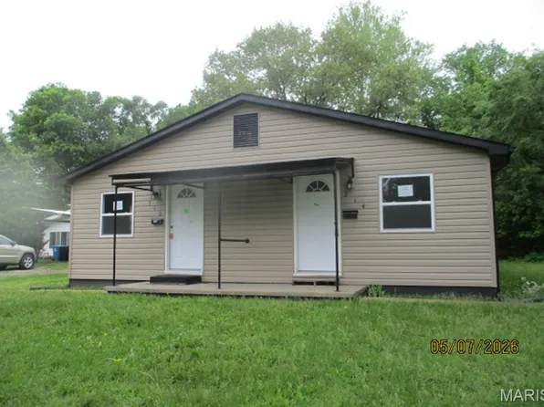 212 Clara St, Belleville, IL 62226