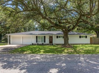 4788 McKinley Ave, Groves, TX 77619