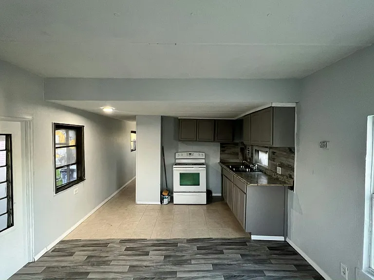 108 Southland Ct #108 — Photo 7