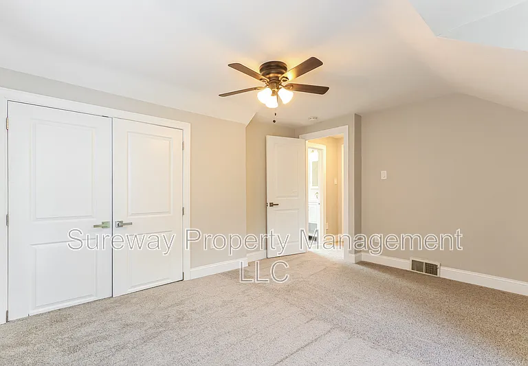 350 Larchwood Rd — Photo 8