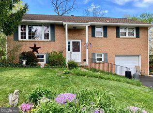 733 Beach St, Reading, PA 19605