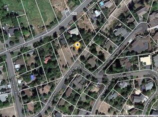 Vista Way, Klamath Falls, OR 97601