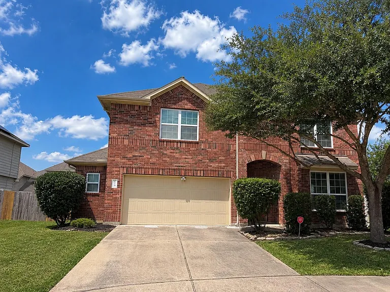 24910 Diamond Ranch Dr — Photo 1