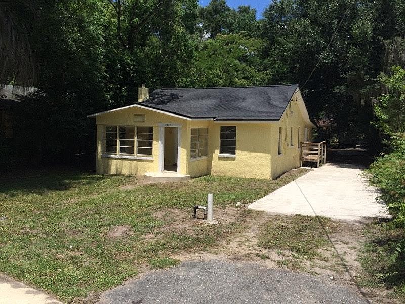 1st image of 3027 Trout River Blvd
