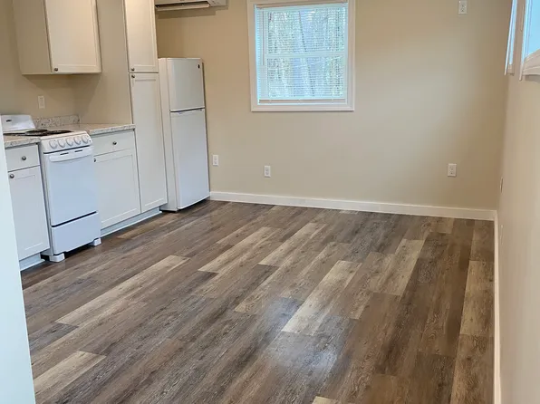 1111 Roosevelt Trl #21, Windham, ME 04062