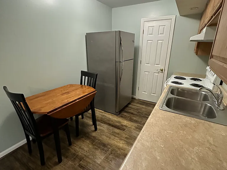 888 Wayne Ave #5 — Photo 5