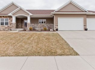 1617 Taft Dr SW, Cedar Rapids, IA 52404