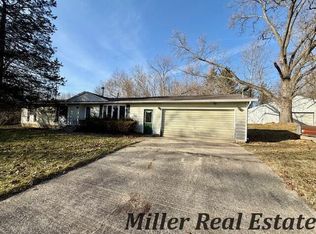 9926 Keller Rd, Delton, MI 49046