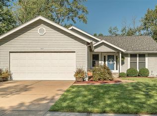 16325 Fullerton Meadows Dr, Ballwin, MO