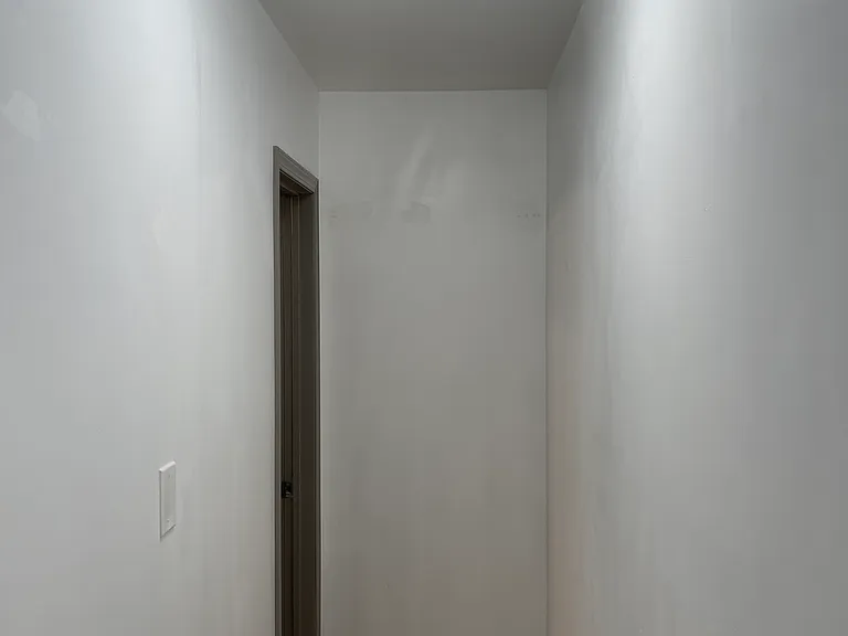 6951 Hoffman Ave — Photo 1