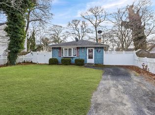 40 Fairview Drive, Shirley, NY 11967