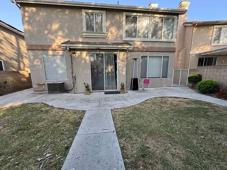 15820 Old Hickory Ln — Photo 8
