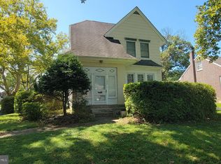 1050 Stanwood St, Philadelphia, PA 19111