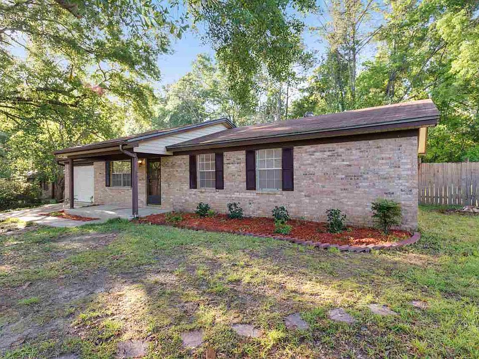 1st image of 3577 Wood Hill Dr