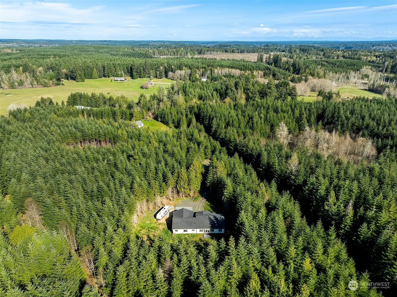 471 SE Ellis Road photo 1