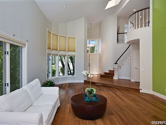 4th image of 4617 Tarantella Ln