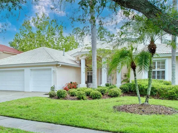 18143 Regents Square Dr, Tampa, FL 33647