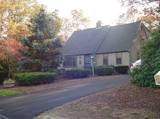 178 Sandy Valley Rd, Marstons Mills, MA 02648