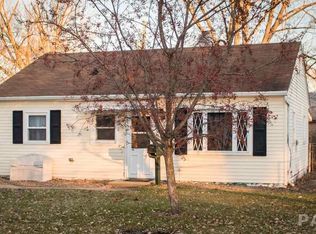 1346 N 2nd St, Chillicothe, IL 61523