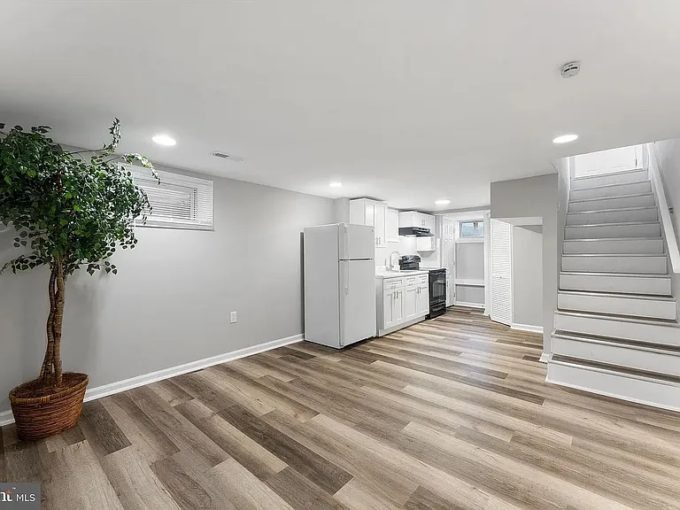2711 Edfeldt Dr — Photo 8