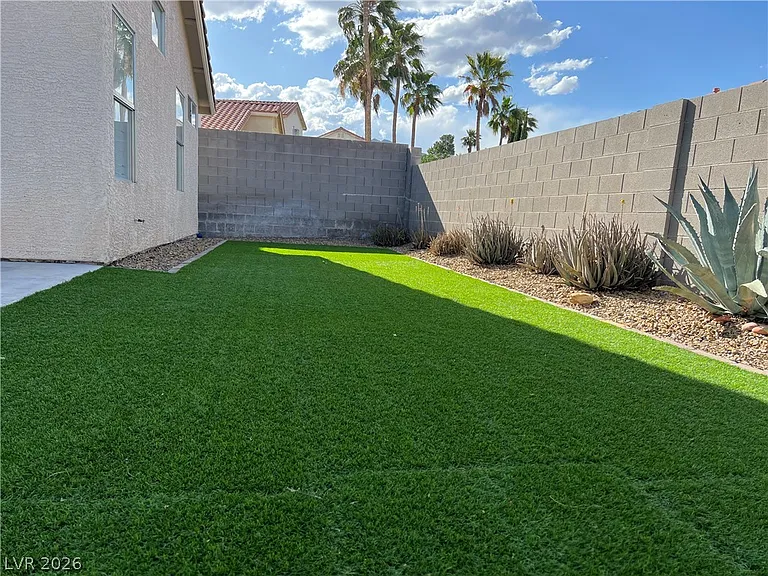 9708 Ridge Creek Pl — Photo 31