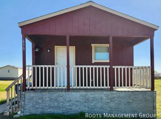 630 E Mills Dr #630, Towanda, KS 67144