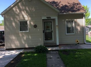 820 Vermont St, Waterloo, IA 50702