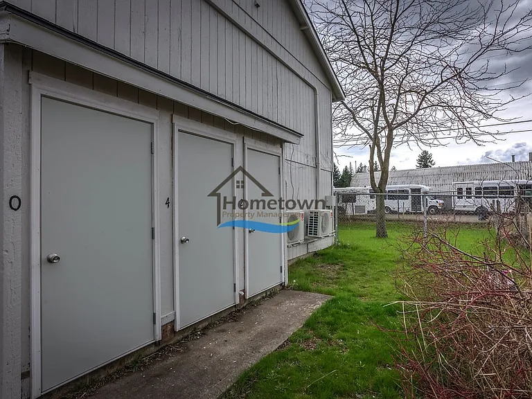 110 E Borah Ave — Photo 21