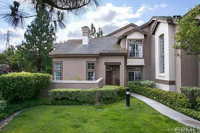 Montara Dr — Photo 1