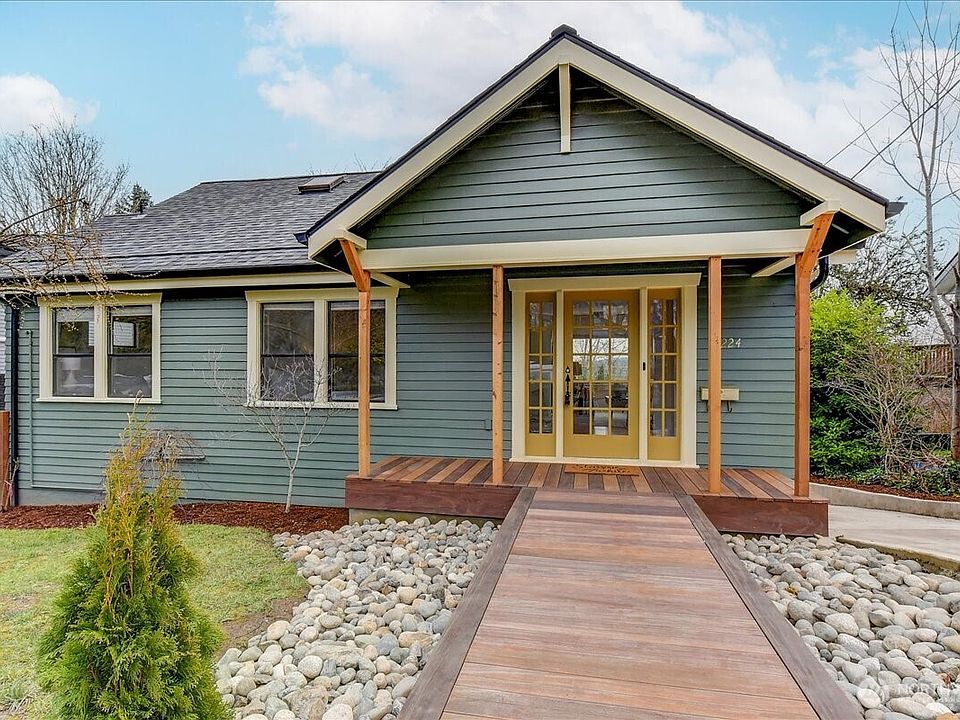 1st image of 3224 25th Avenue S