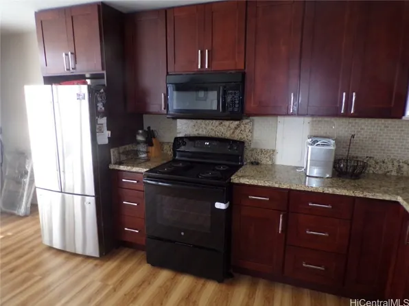 84-688 Ala Mahiku St APT 162B, Waianae, HI 96792