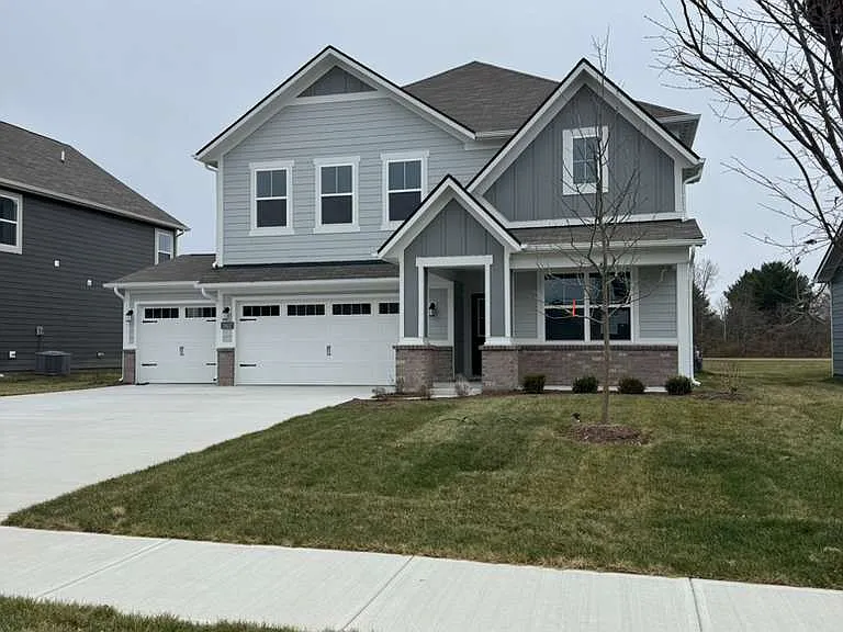 7607 Fallsworth Dr — Photo 1