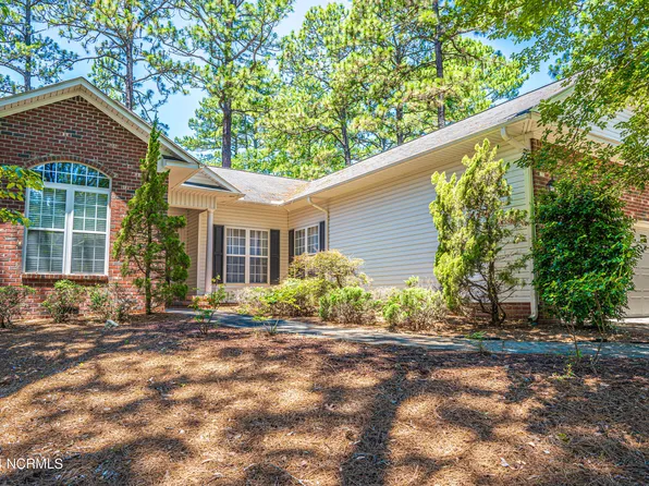 2655 Longleaf Drive SW, Pinehurst, NC 28374