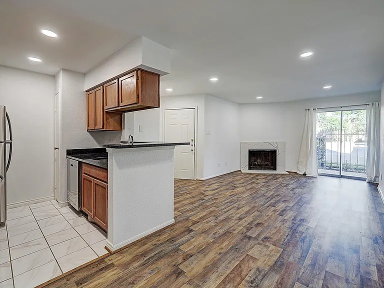 11201 Lynbrook Dr #3818 — Photo 3