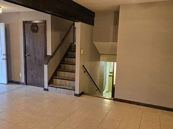 2nd image of 806 N Market St