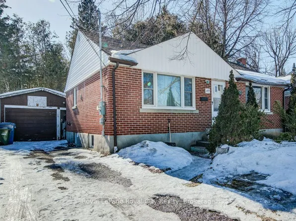 100 Alma St N, Guelph, ON N1H 5X4