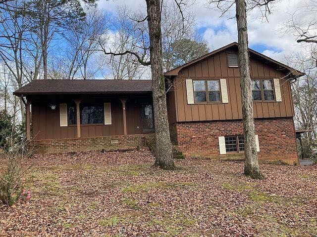 1st image of 2226 Brentwood Dr NW